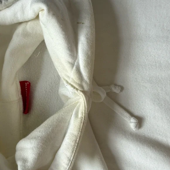 SUPREME HOODIE - Picture 6 of 7